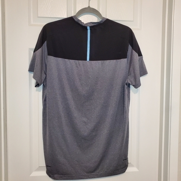 Spyder Active ProWeb T Shirt Mens Size Medium Gray Black Short Sleeve Athletic - Picture 5 of 8